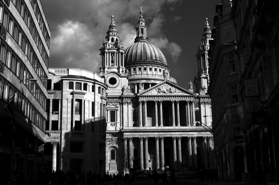 2006-03-04 - United Kingdom - England - London - St Paul's Cathedral - Religion - Black and White 4888745836