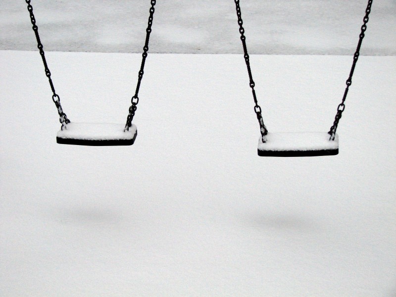 2007-01-24 - London - Swings in the Snow (4889210489)