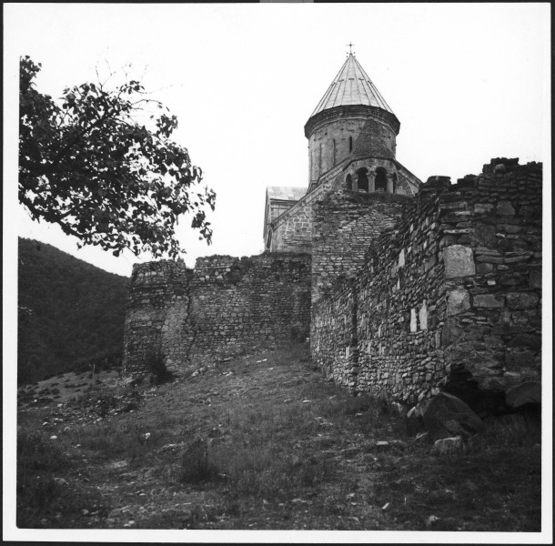 CH-NB - Georgien, Grusinische Heerstrasse (Georgische Heerstrasse)- Kirche - Annemarie Schwarzenbach - SLA-Schwarzenbach-A-5-04-270