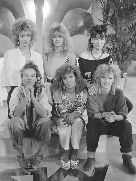 Dolly Dots (1984)