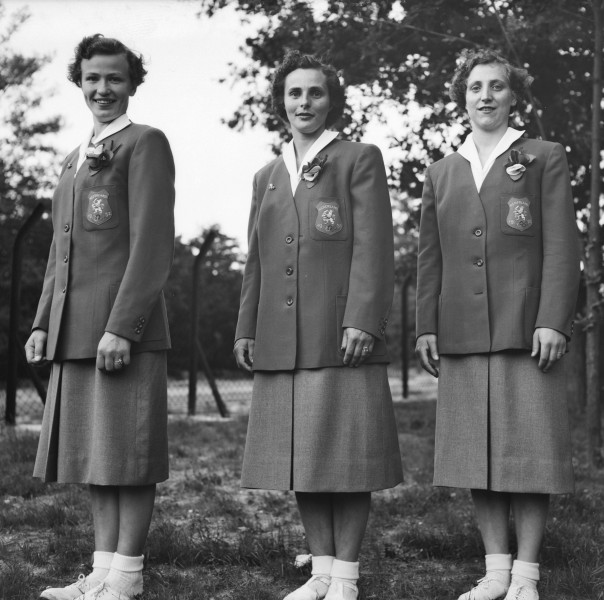 Dutch Olympic gymnastics team 1952a
