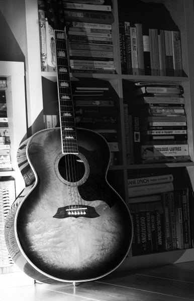 Guitar making shadows