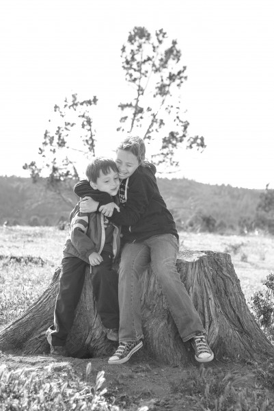 HuggingSiblings LorenKerns