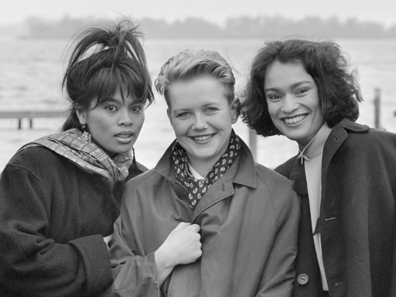 Julya Lo'ko, Mathilde Santing en Astrid Seriese (1985)