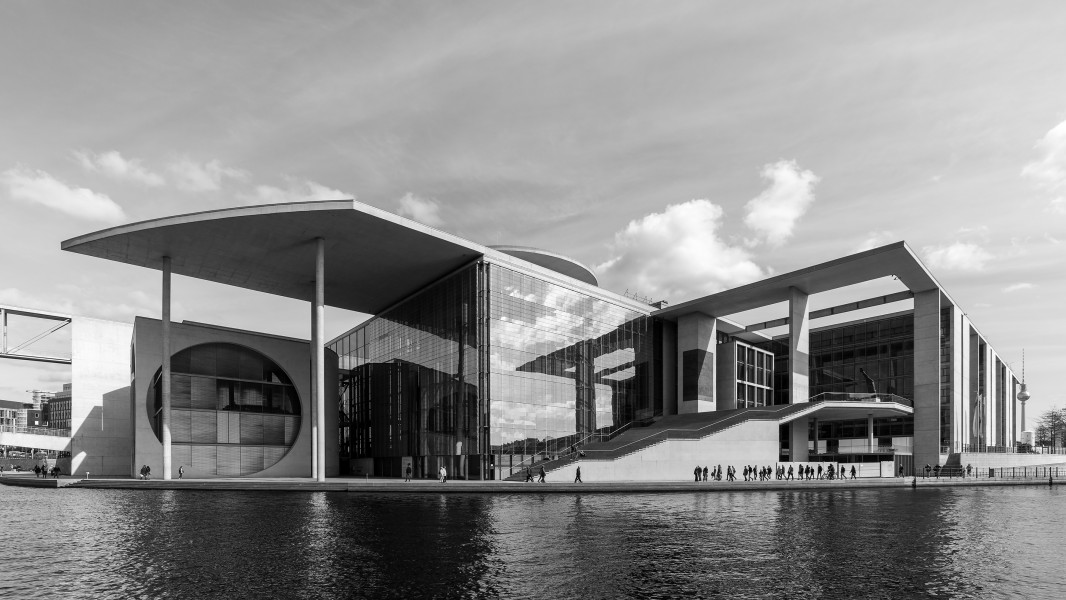 Marie-Elisabeth-Lüders-Haus, Berlin-Mitte, 160328, ako (sw)