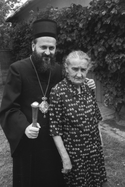 Stevan Kragujevic, Vladika Sava, sa majkom