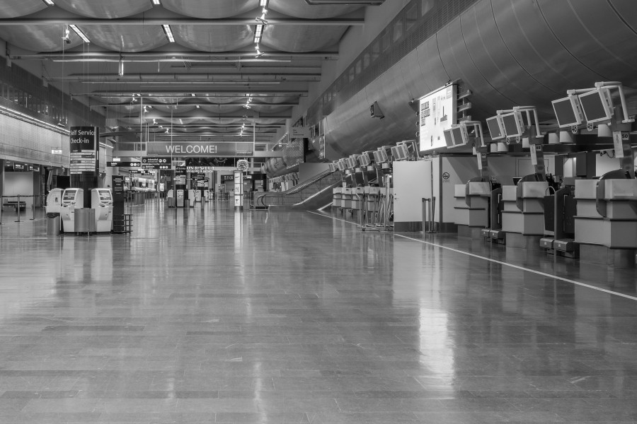 Stockholm-Arlanda Airport Terminal 5 bw