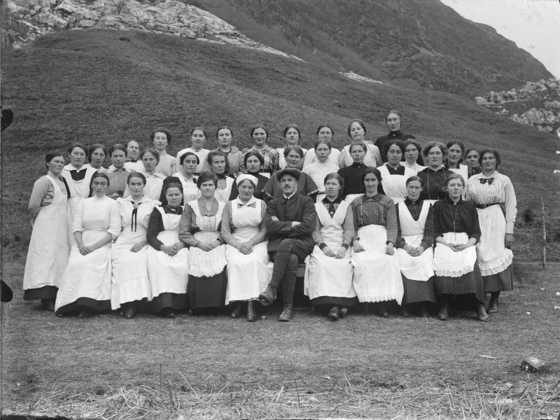 Vegetable course, 1916. (4545514082)