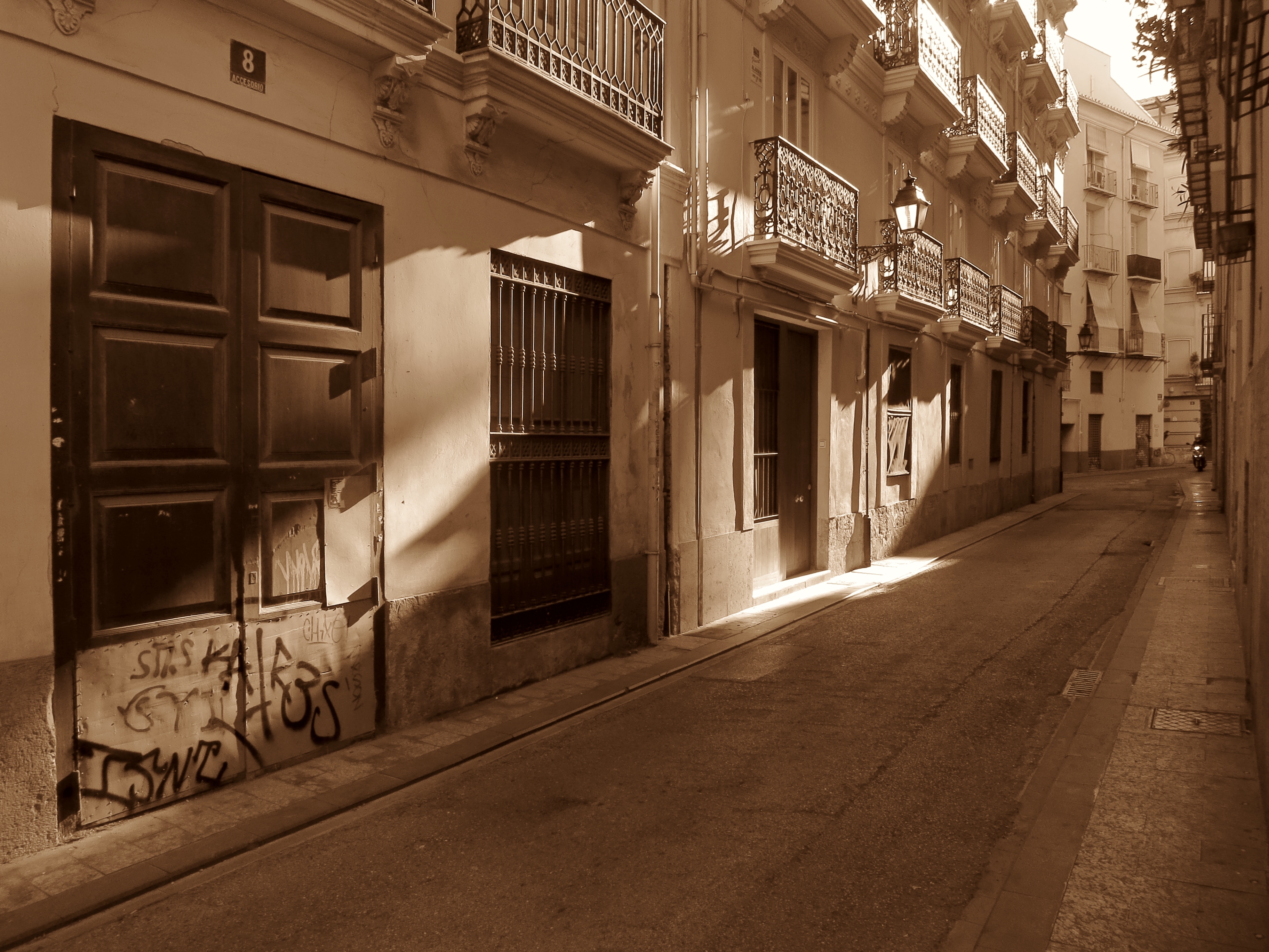 València - Carrer dels Venerables - 20151230 (1)