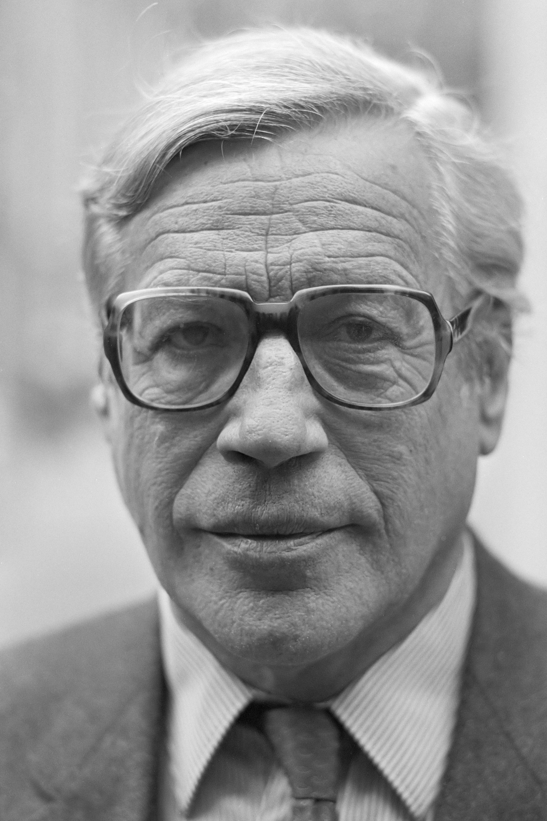 W L Brugsma (1983)