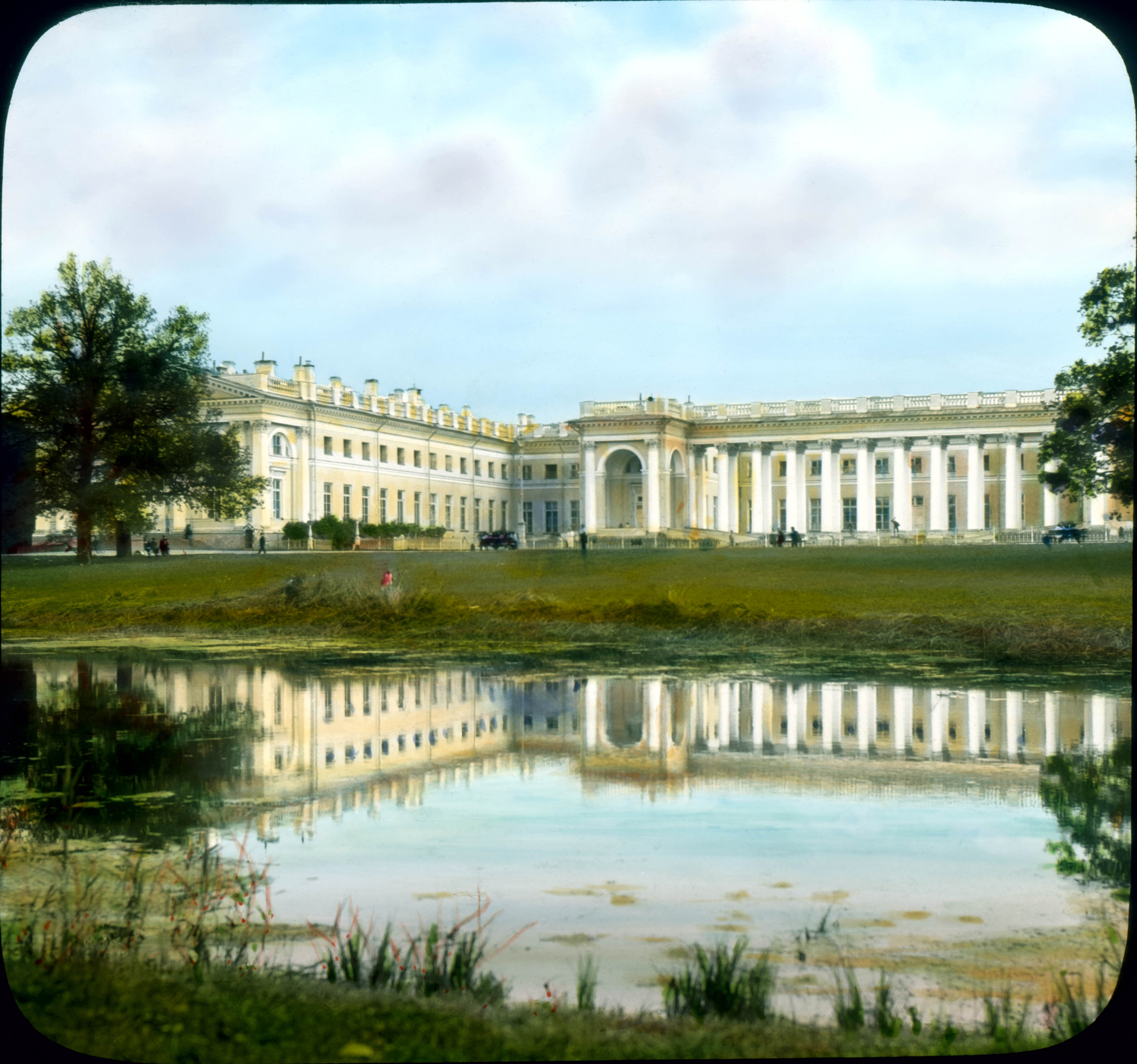 Alexander Palace exterior - Facade view