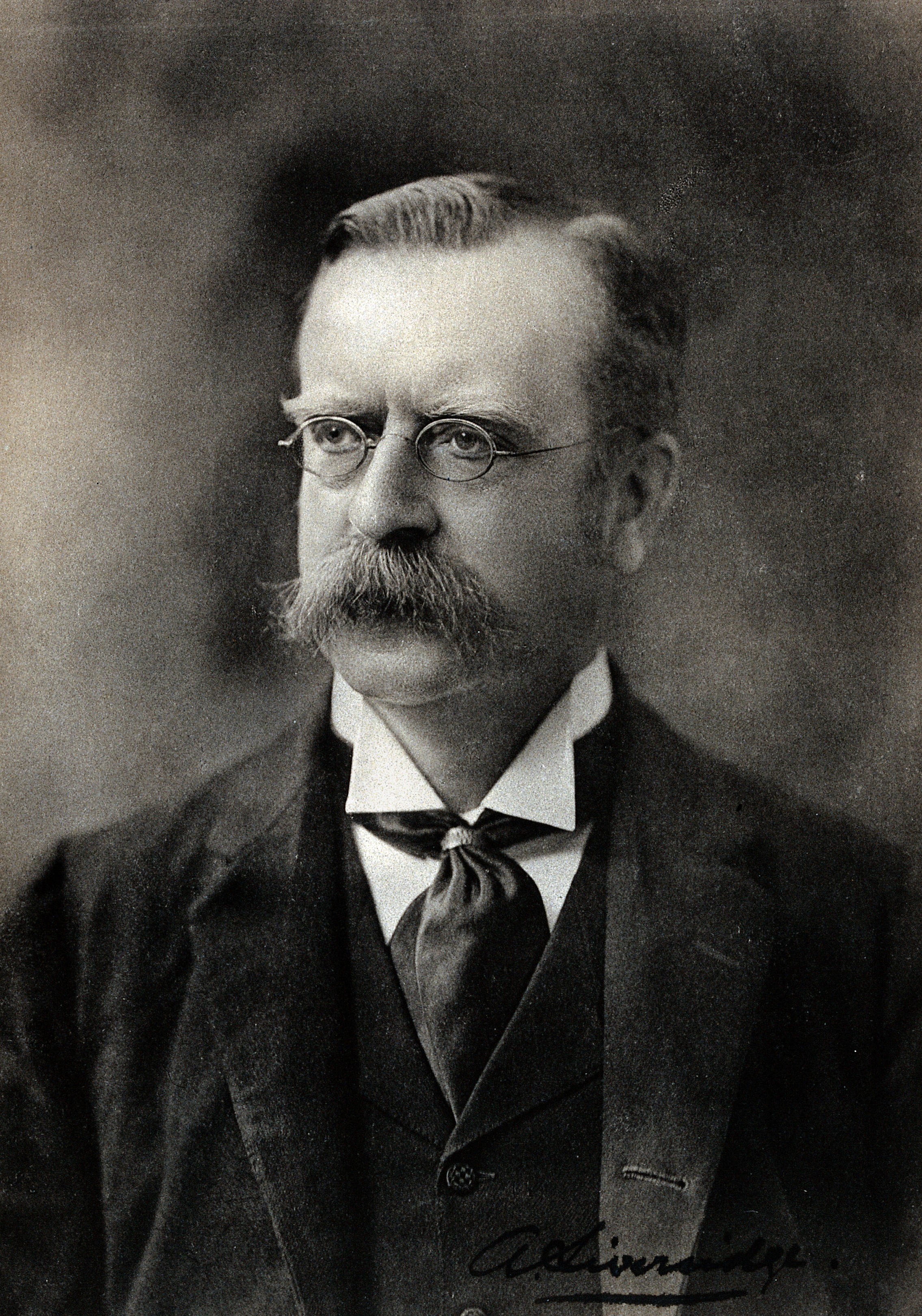 Archibald Liversidge. Photograph, 1898. Wellcome V0026723