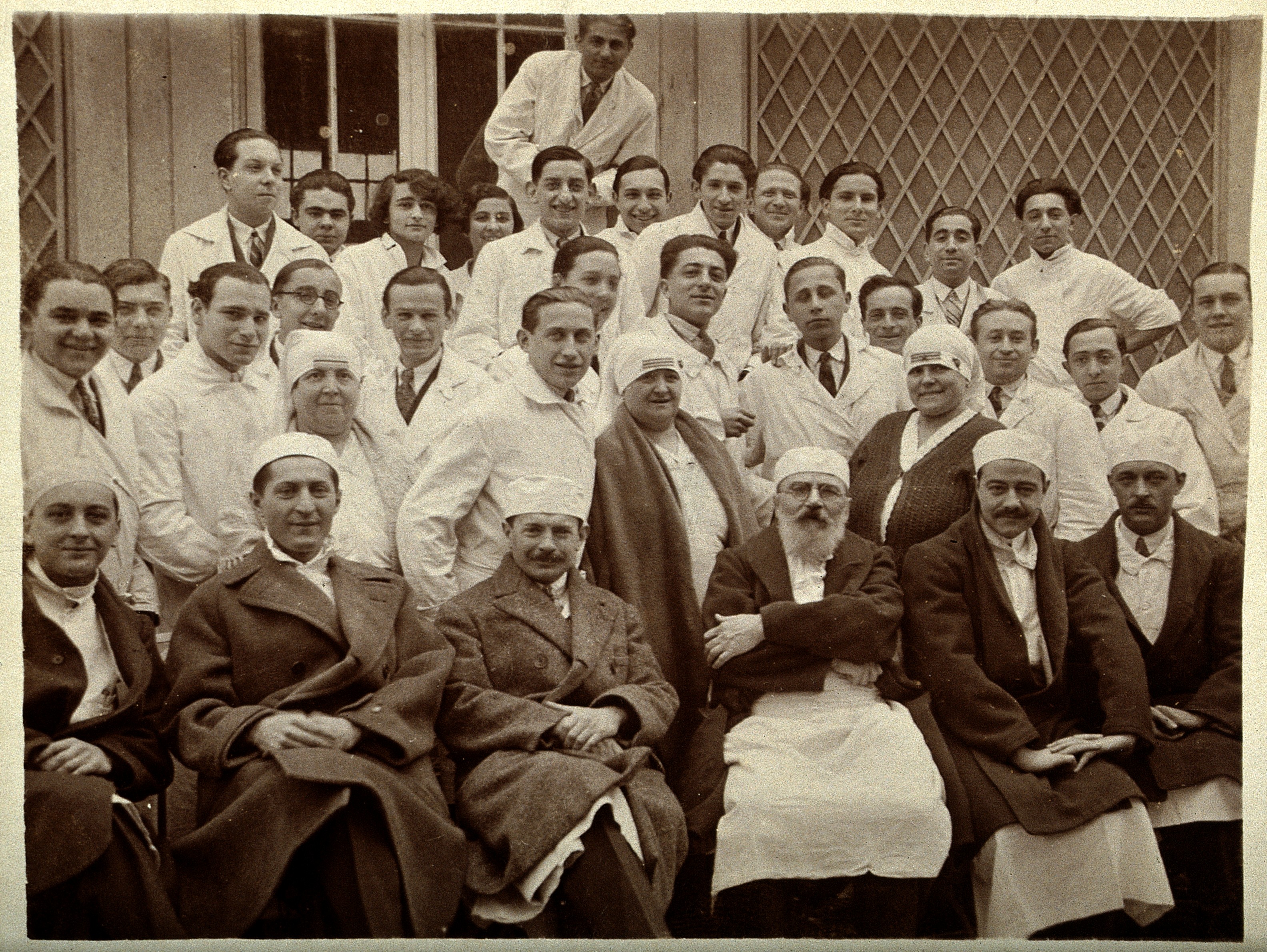 F. Lejars and staff. Photograph. Wellcome V0028221
