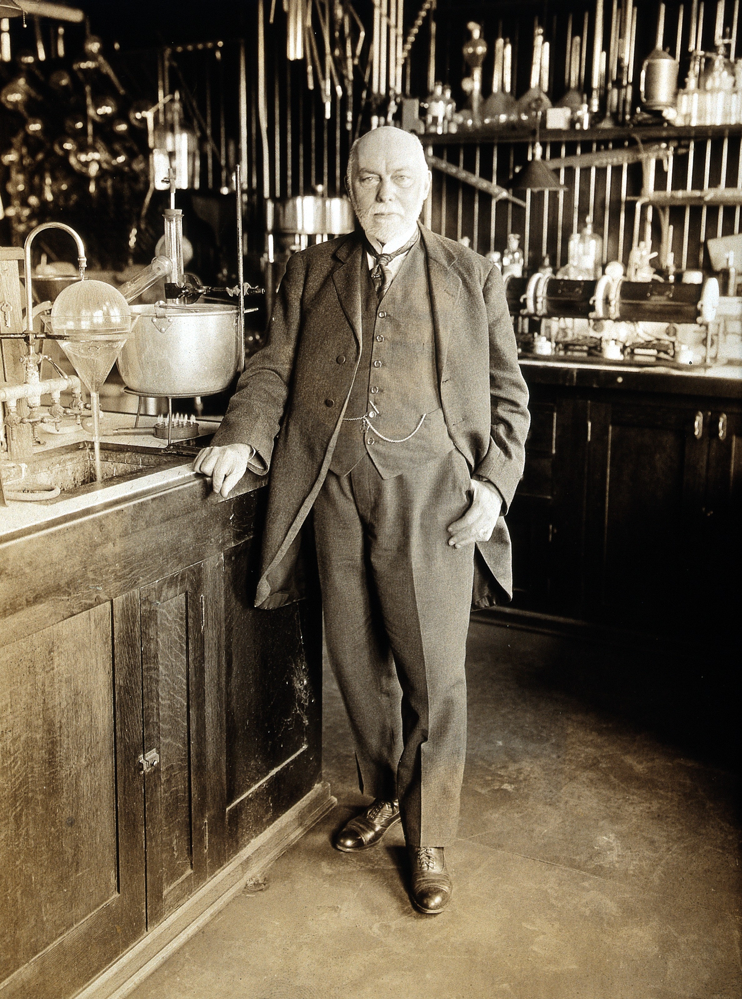 Frederick Belding Power. Photograph, 1921. Wellcome V0027660