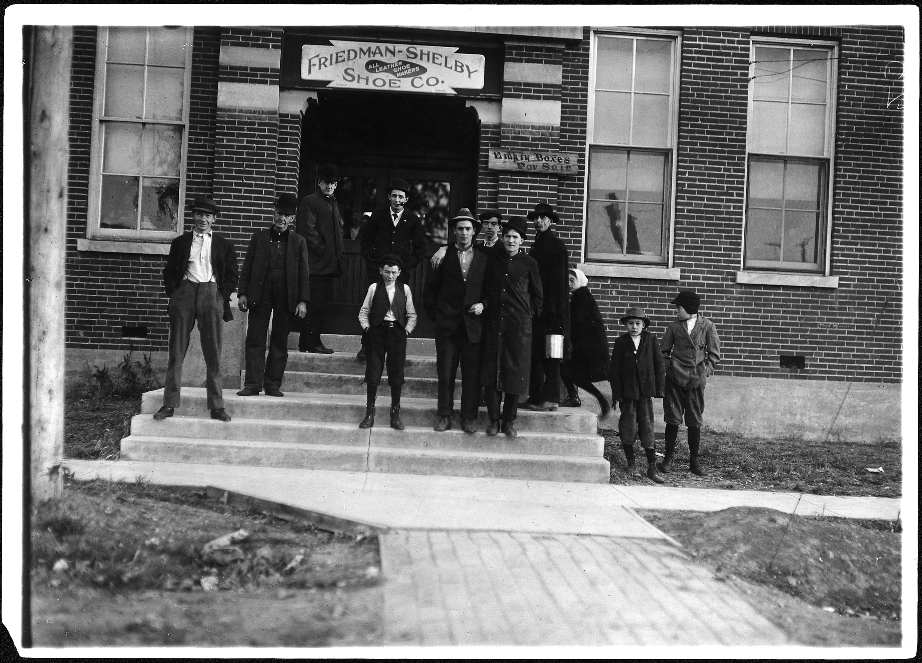 Friedman-Shelby Shoe Co. - NARA - 523336