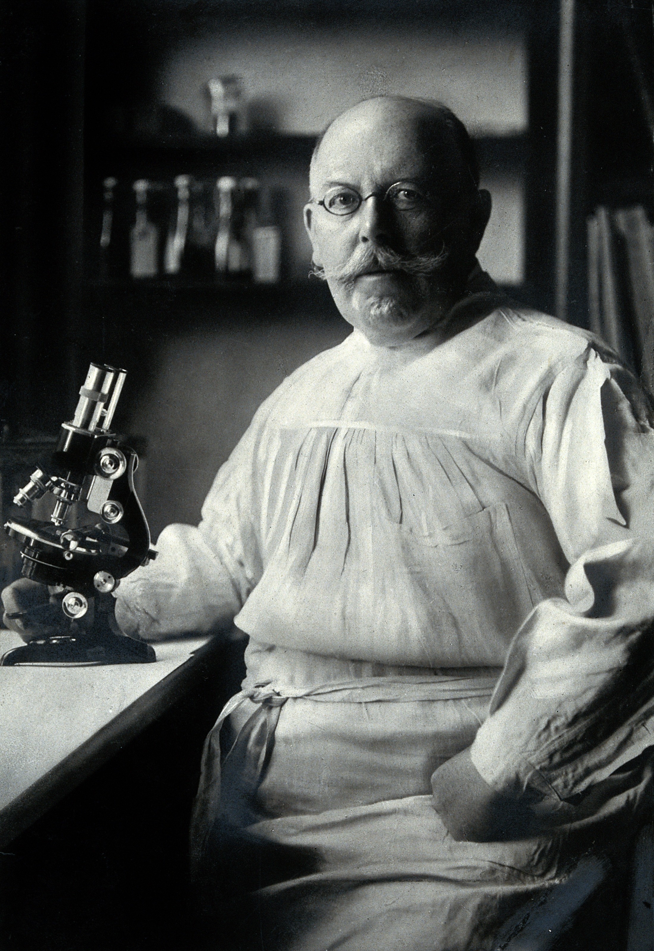 Friedrich August Johann Löffler. Photograph. Wellcome V0026738