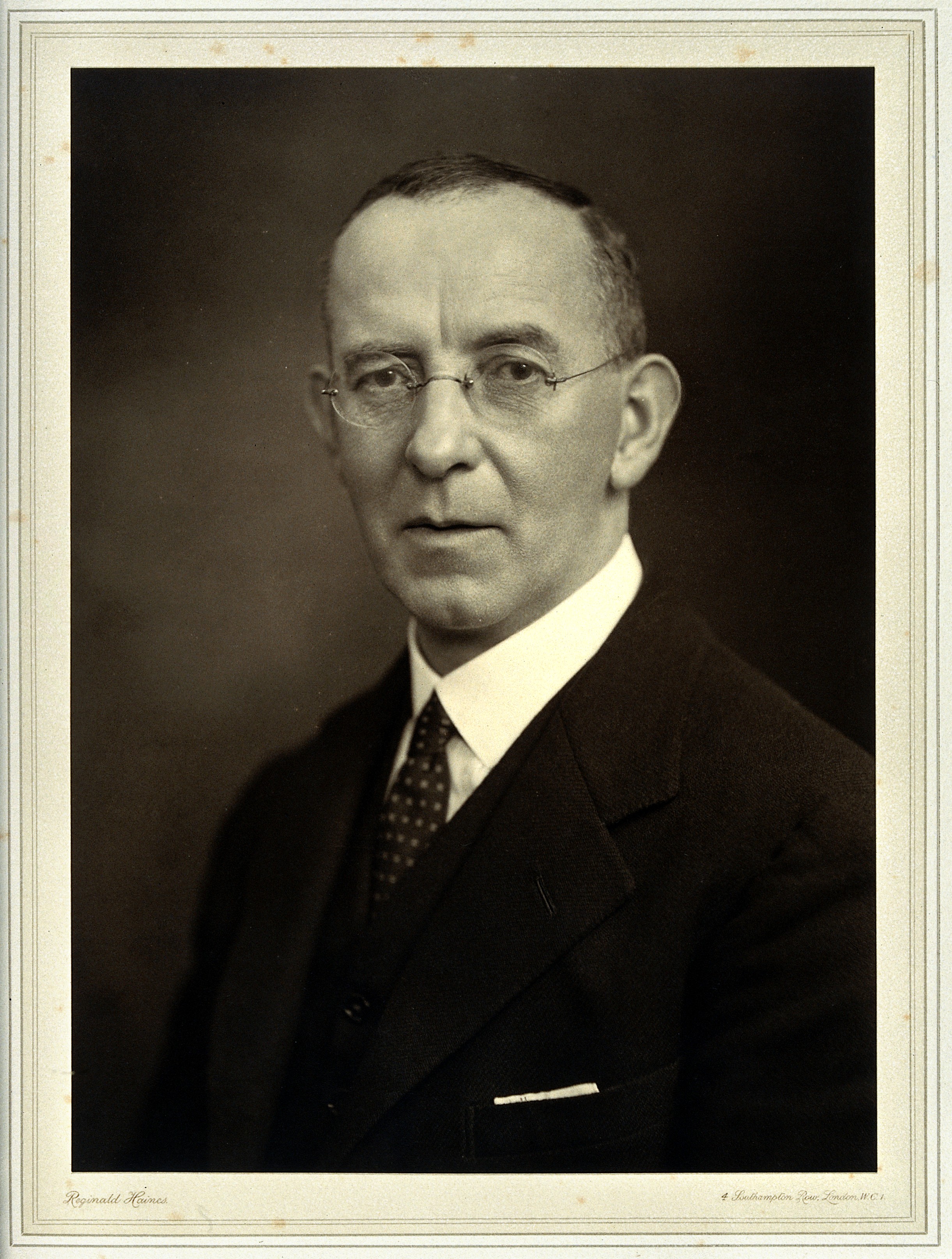 George Carmichael Low. Photograph by Reginald Haines. Wellcome V0026747