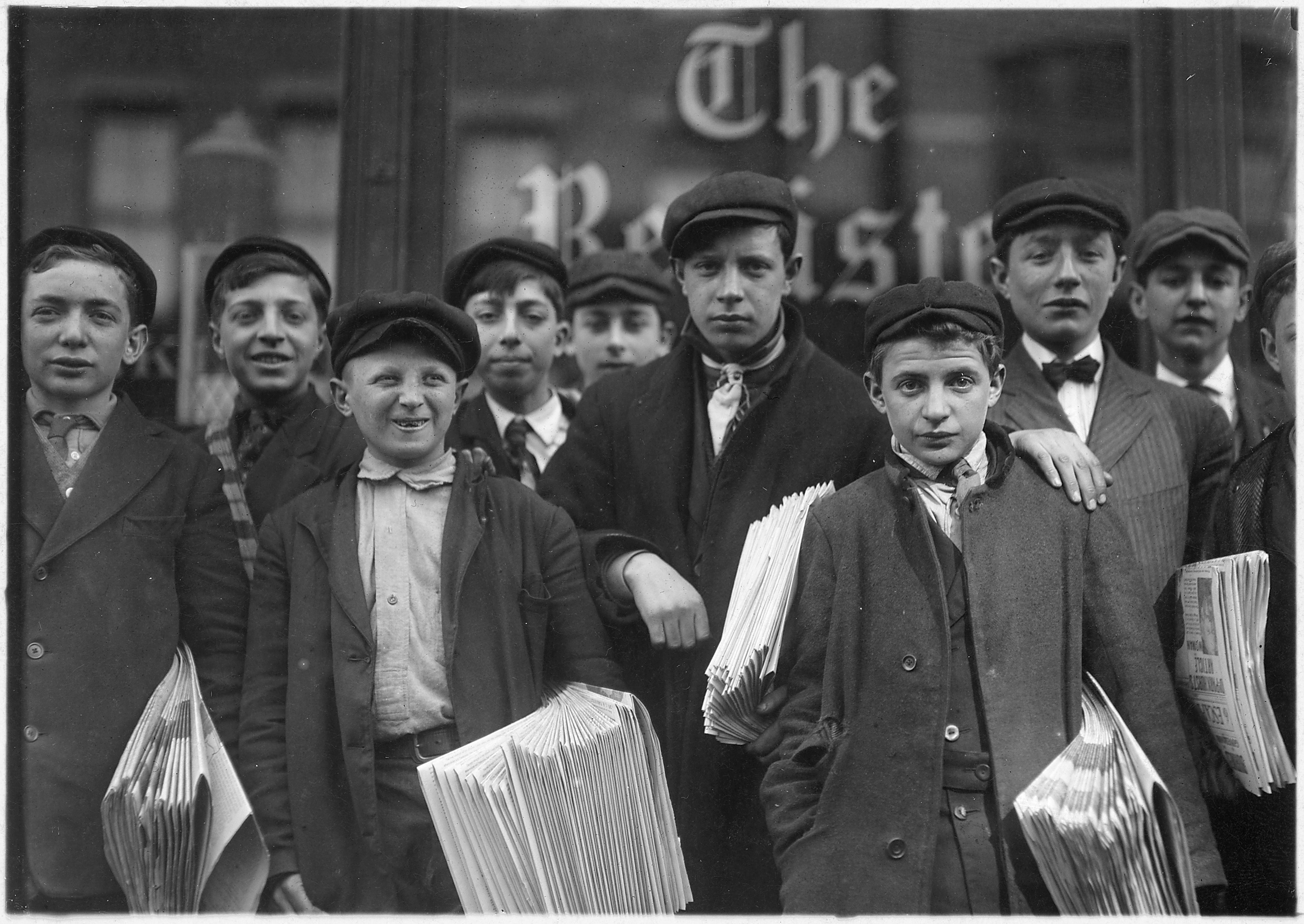 High school route boys. Adolescents. Some in back row have been newsboys for seven, eight, and nine years. New Haven... - NARA - 523172