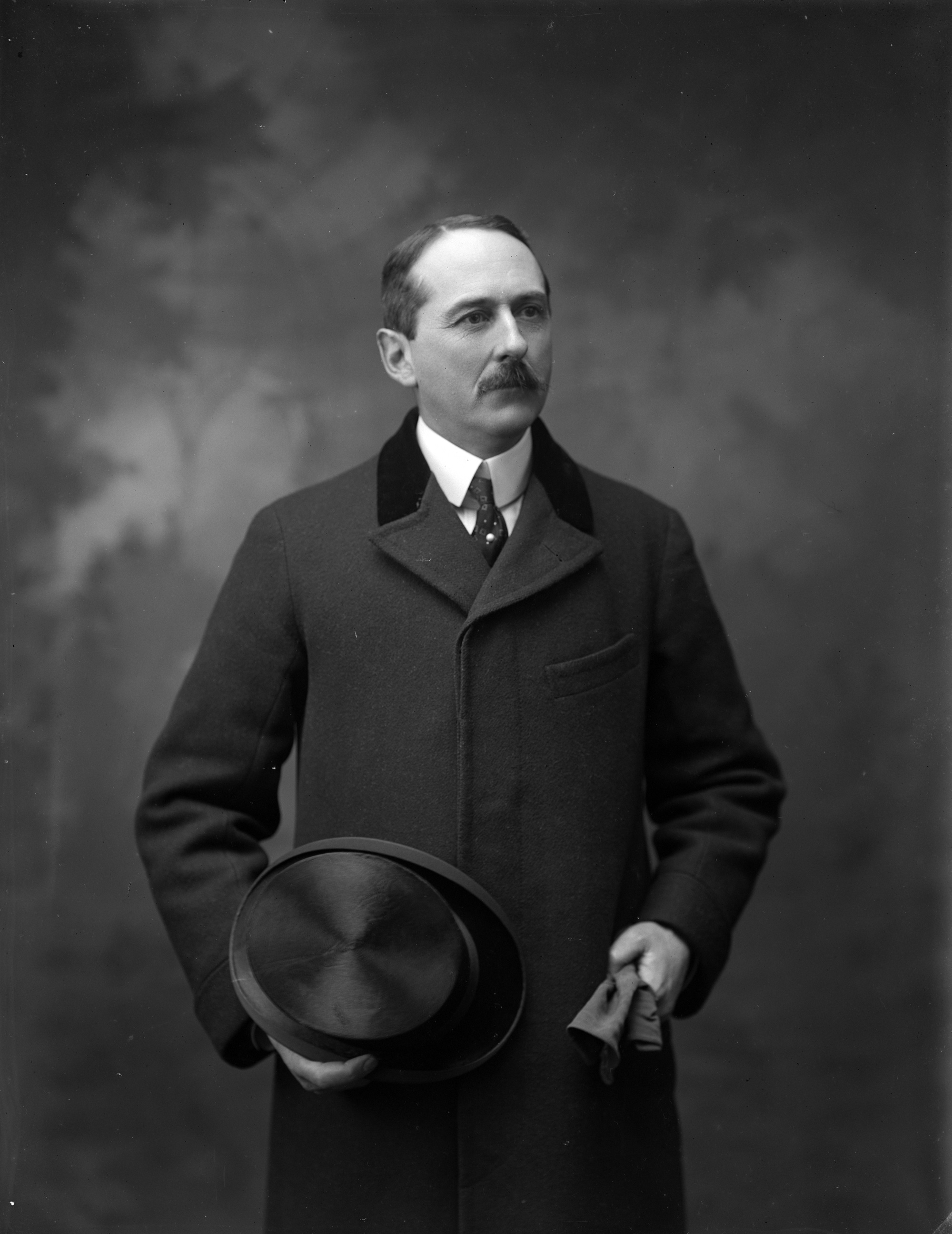 Hon. Claude Anson (6952350813)