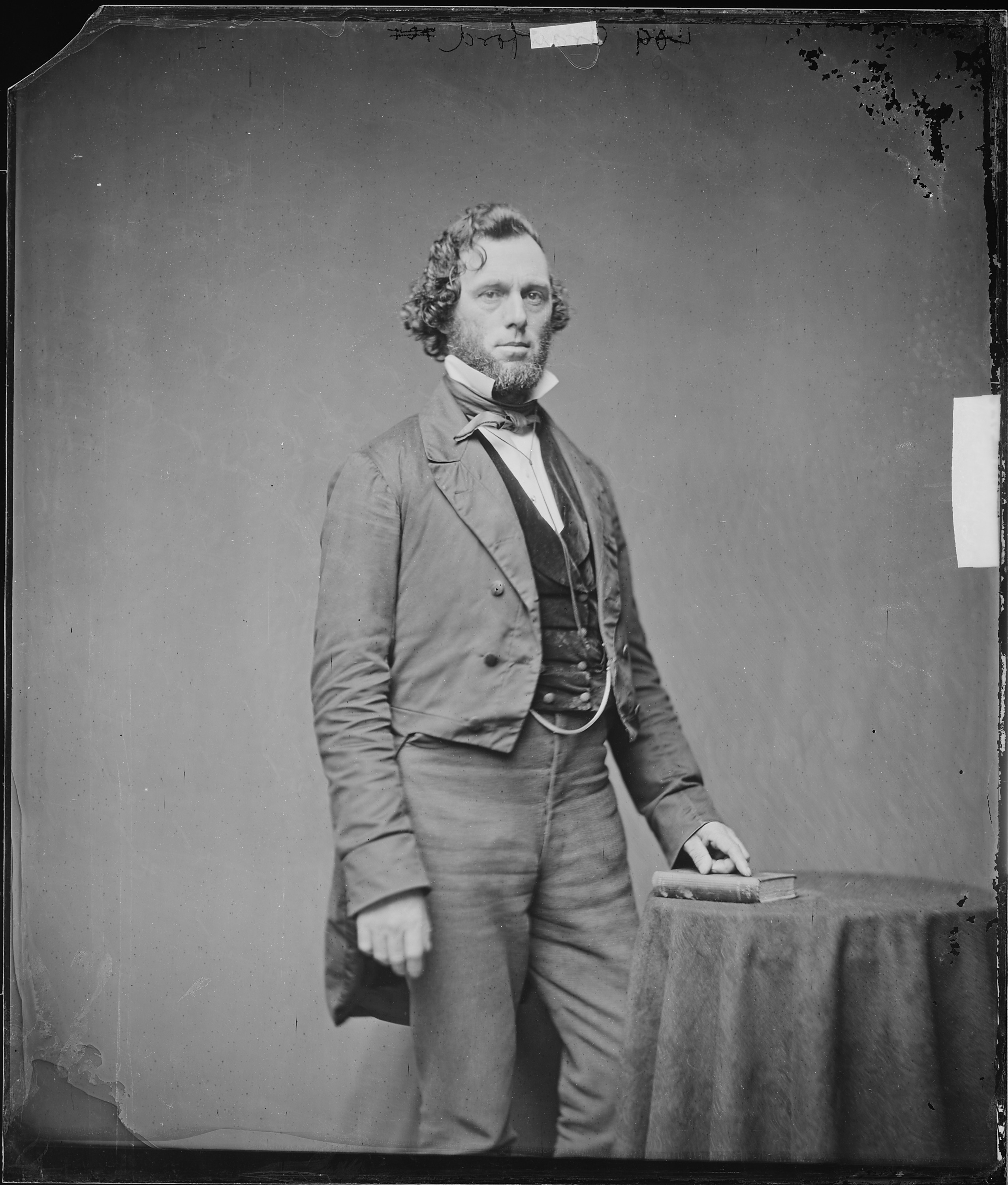 Hon. Crawford - NARA - 528697