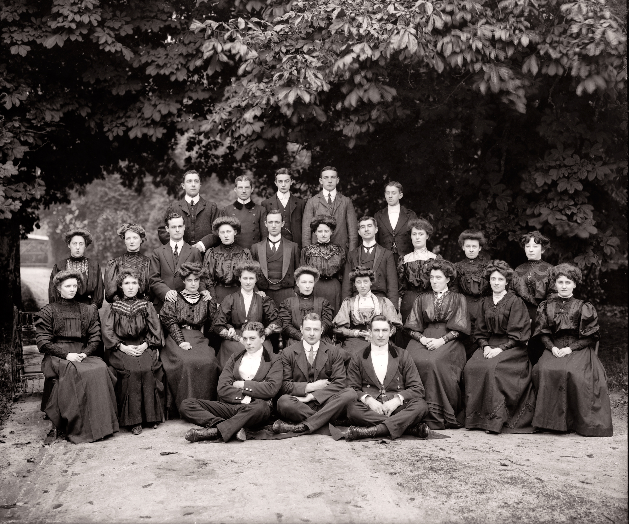 Indoor Servants at Bessborough House (8124267819)