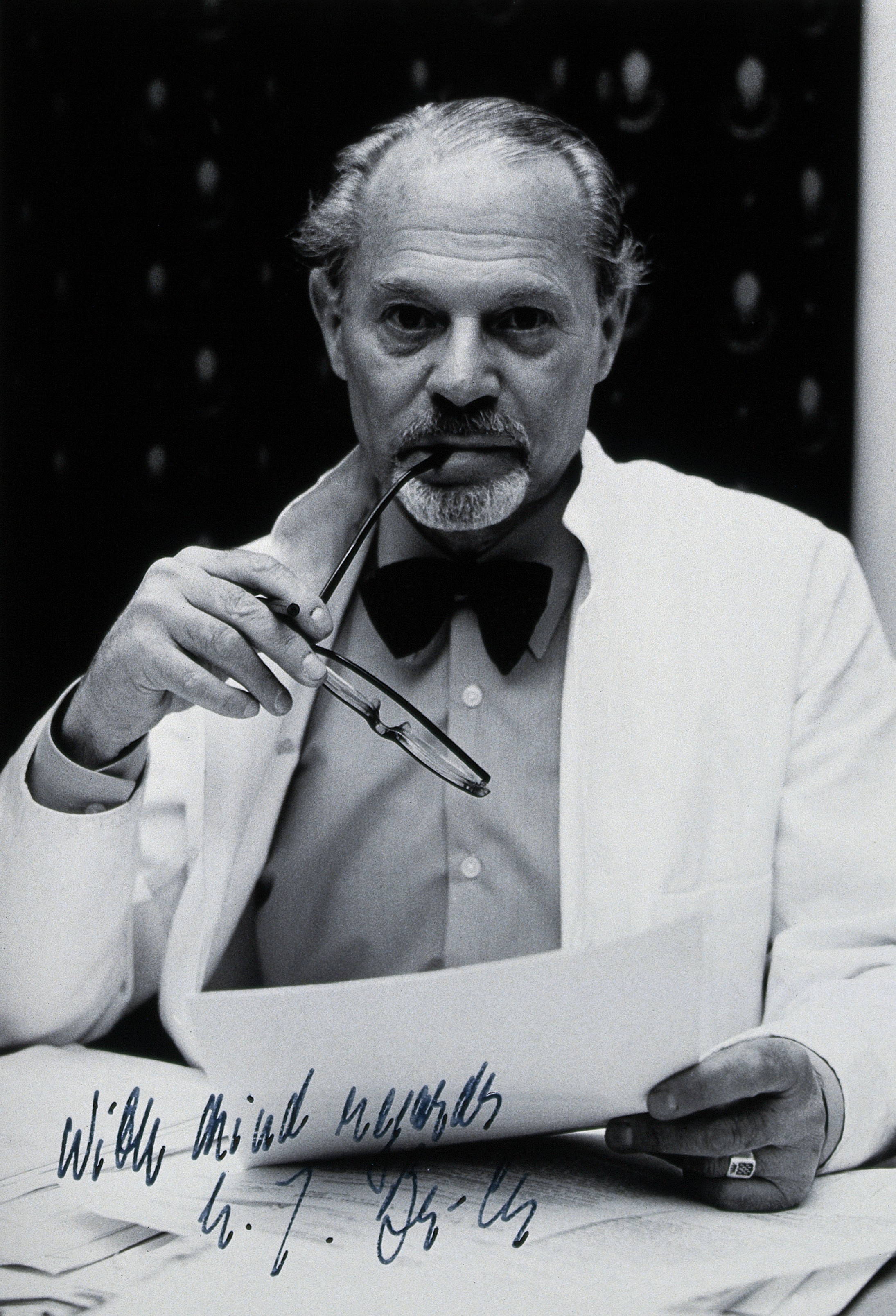 Jan Leonard Bruce-Chwatt. Photograph. Wellcome V0027961