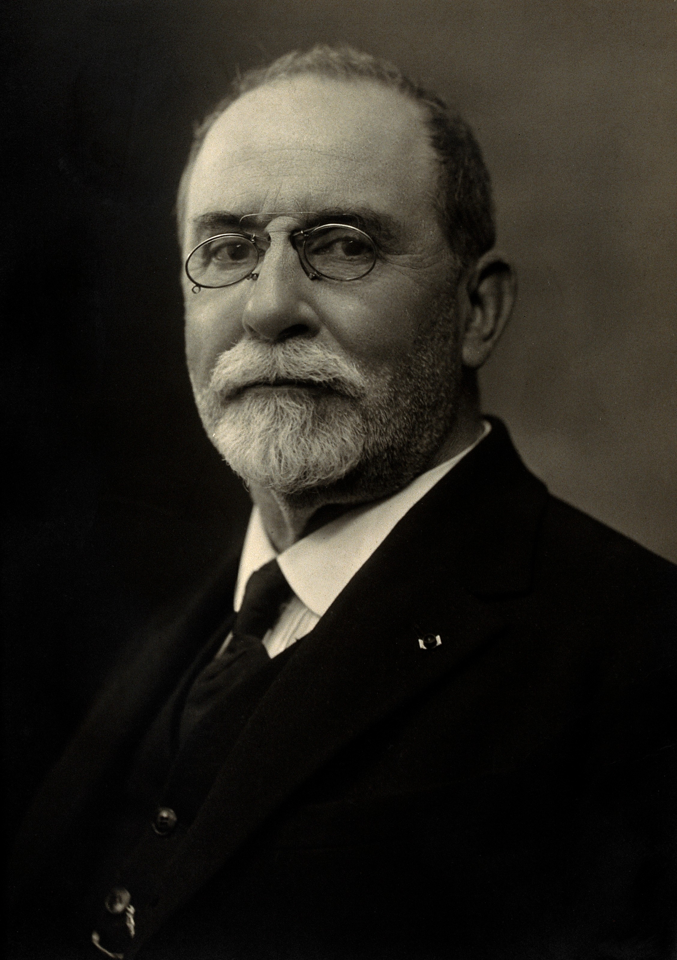 Jean-Louis Faure. Photograph by Nadar. Wellcome V0026354