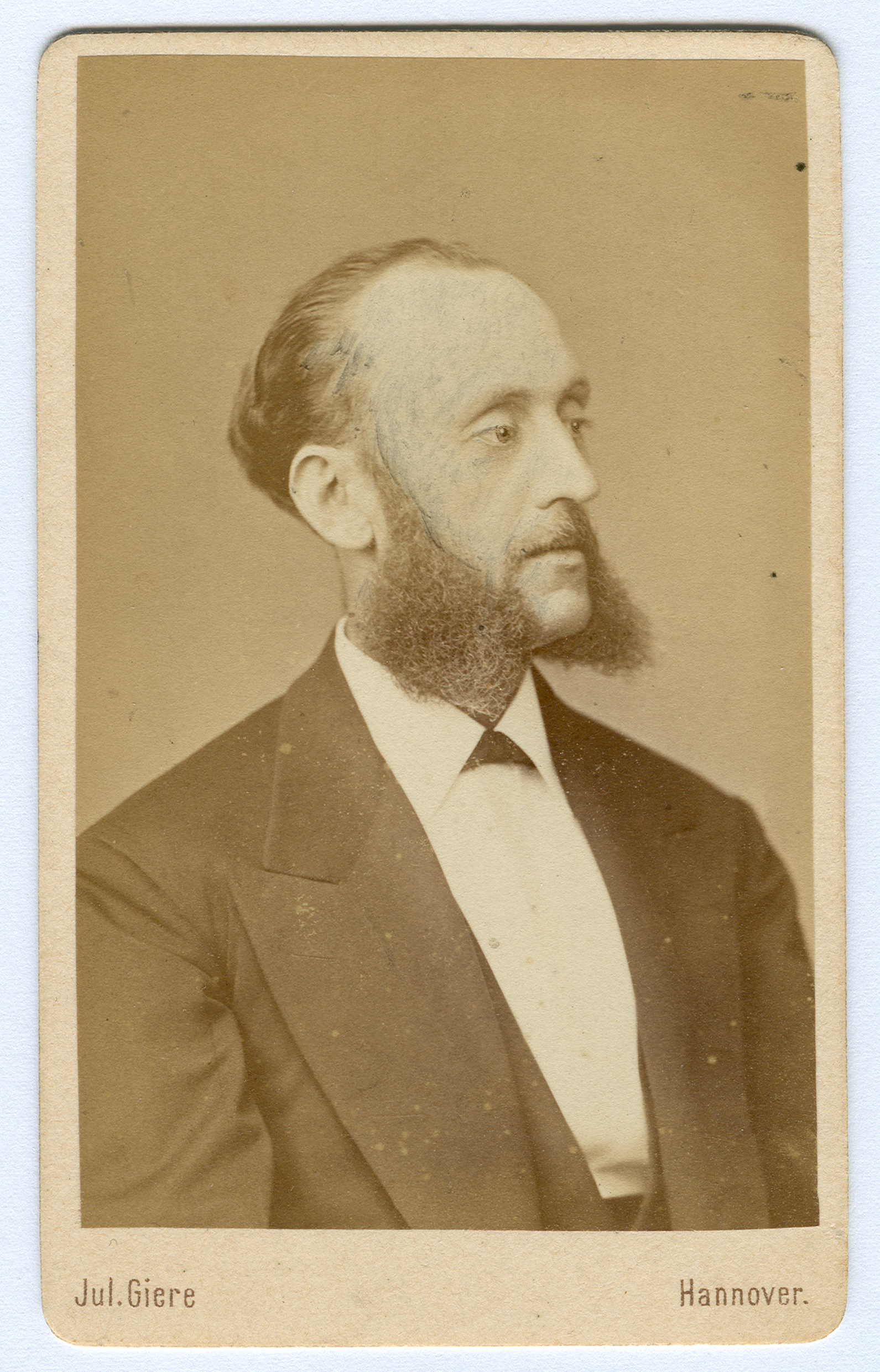 Julius Giere Hannover Sophienstr. 5 CDV Mann mit Backenbart