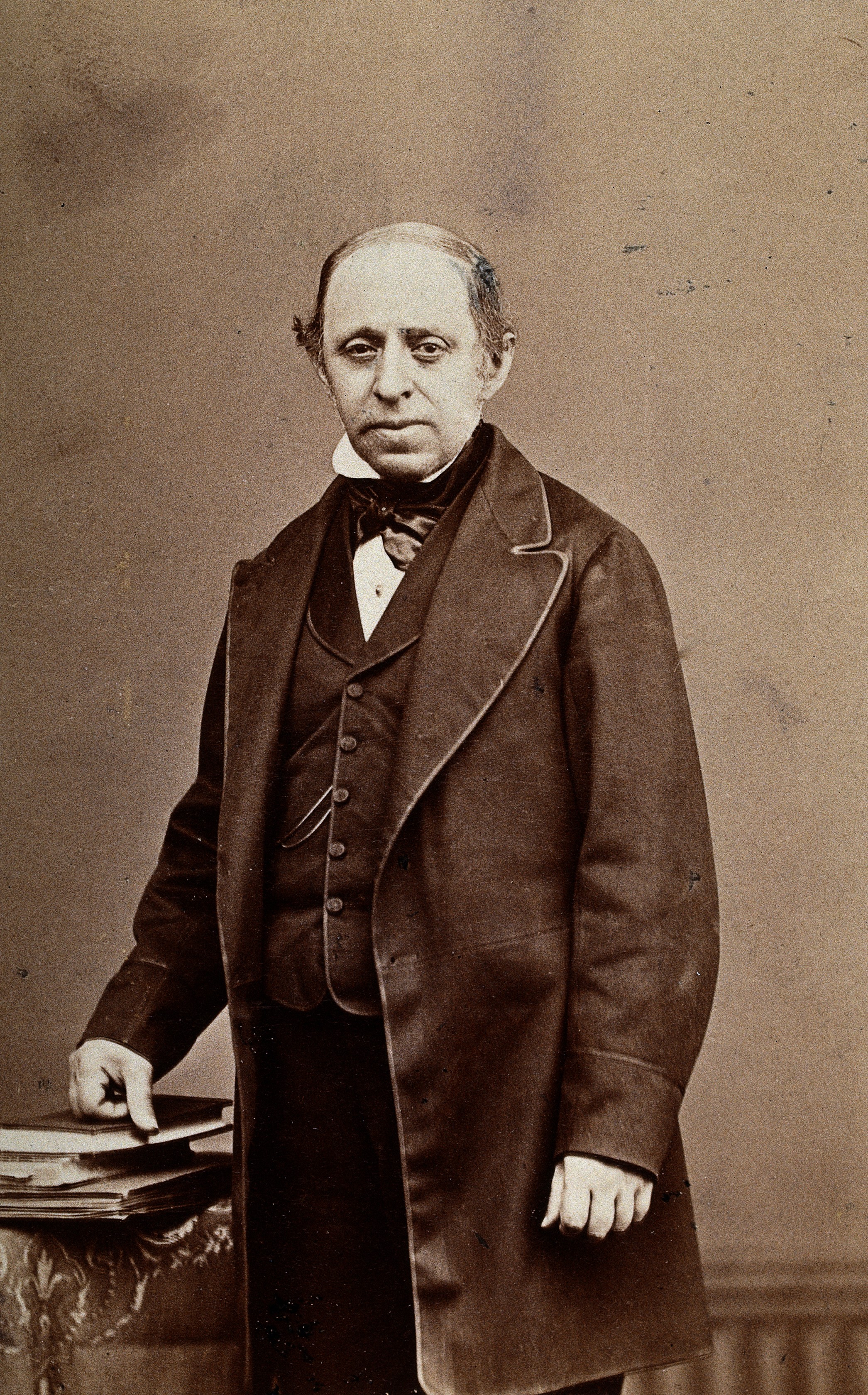 Luis Munoz. Photograph. Wellcome V0028291