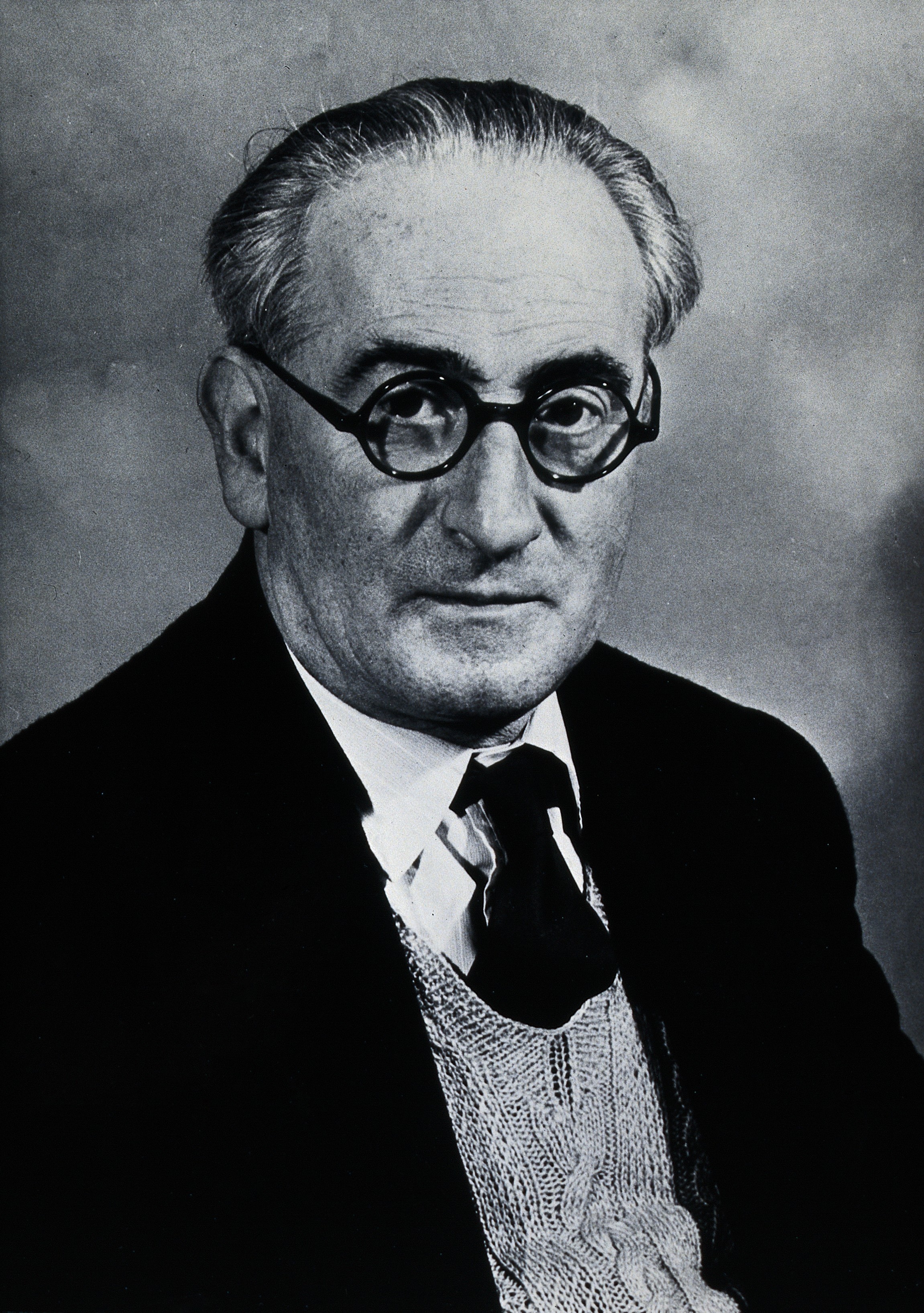 M.A. Phillips. Photograph, 1934. Wellcome V0027016