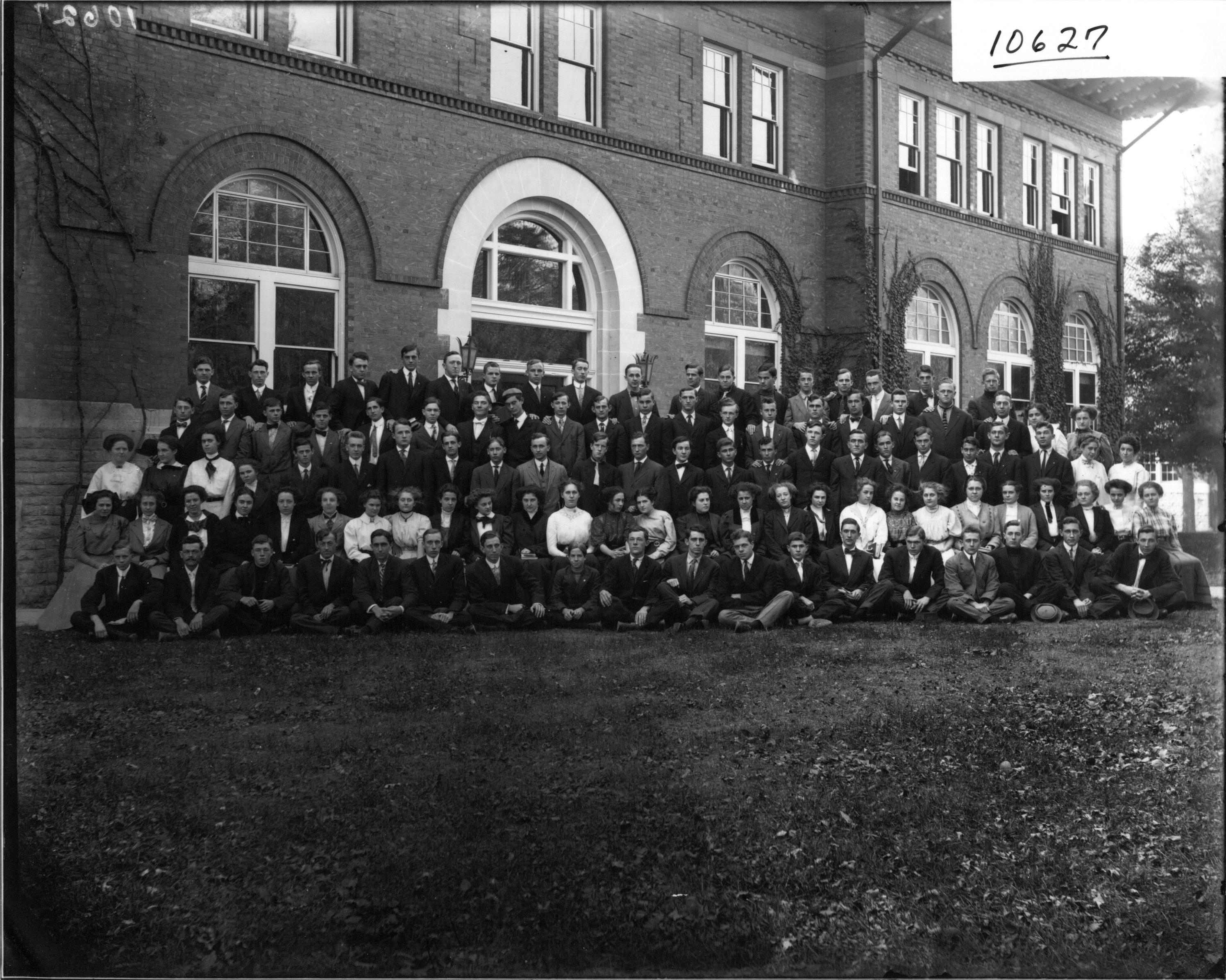 Miami University Liberal Arts College Freshman Class in 1909 (3191459244)
