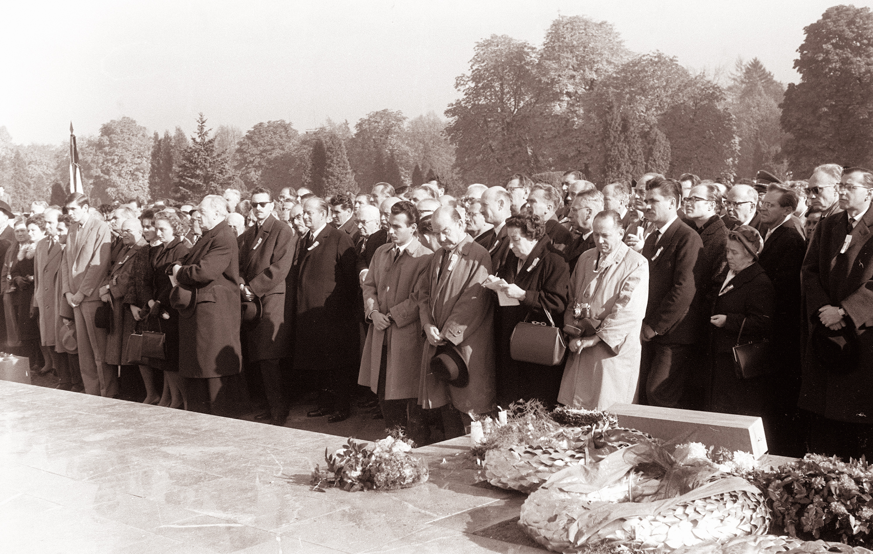 Odkritje spomenika žrtvam fašizma v Gradcu 1961 (12)