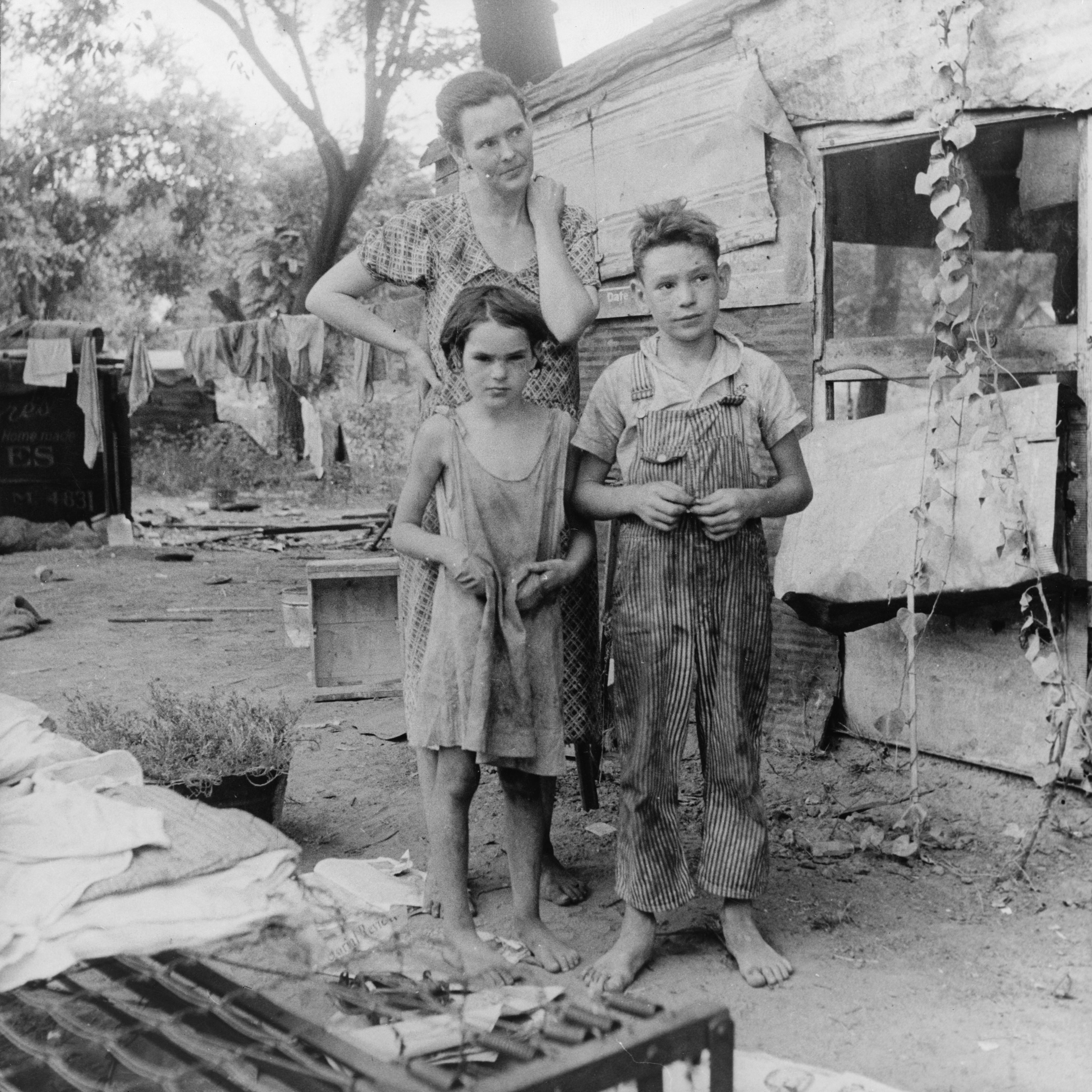 Poor mother and children, Oklahoma, 1936 by Dorothea Lange
