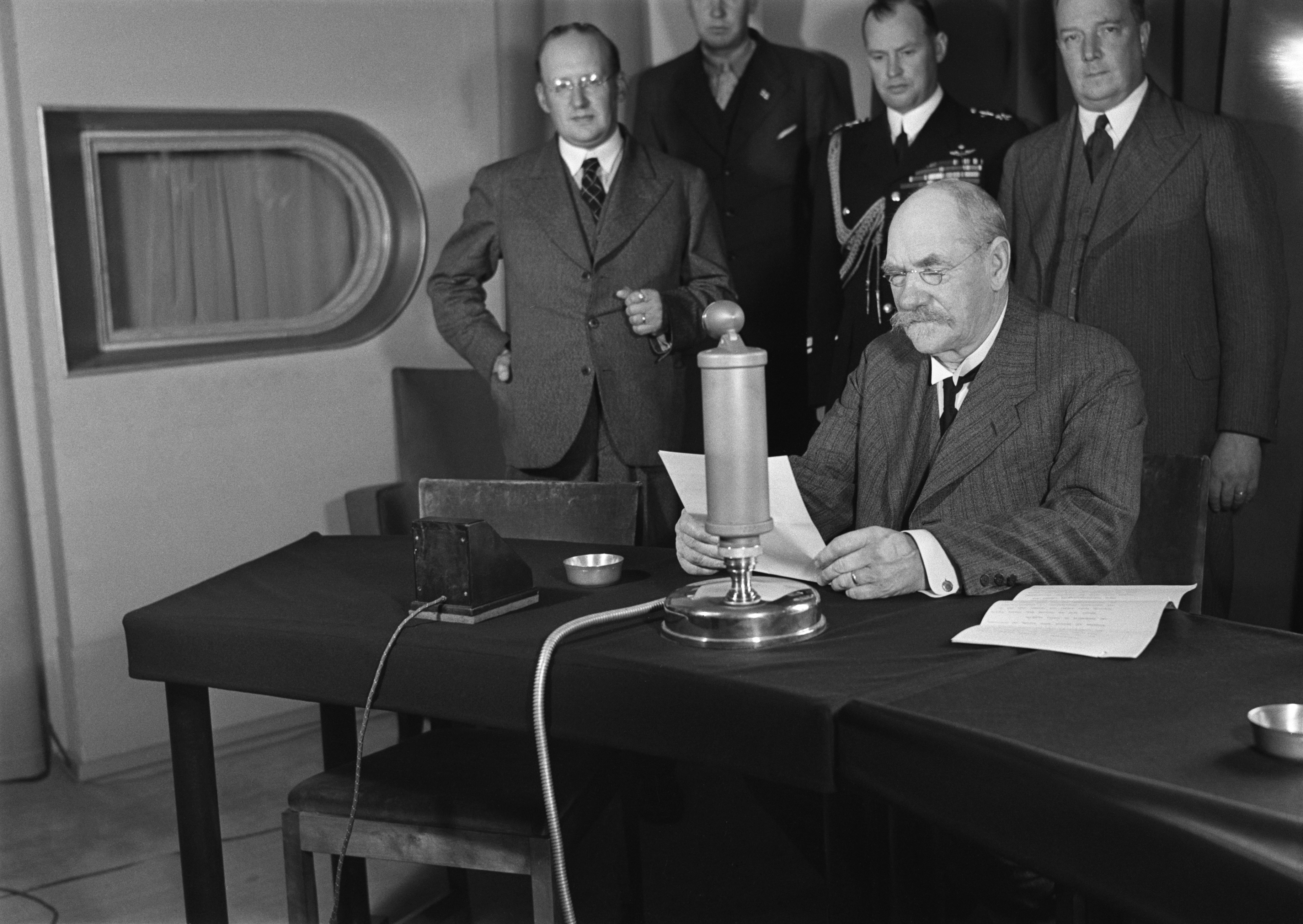President Pehr Evind Svinhufvud in a radio studio giving a speech to honour the 10th anniversary of the Finnish Broadcasting Company, 1936