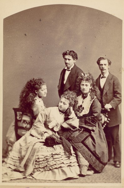 -Wohes Family, New York- MET DP116718