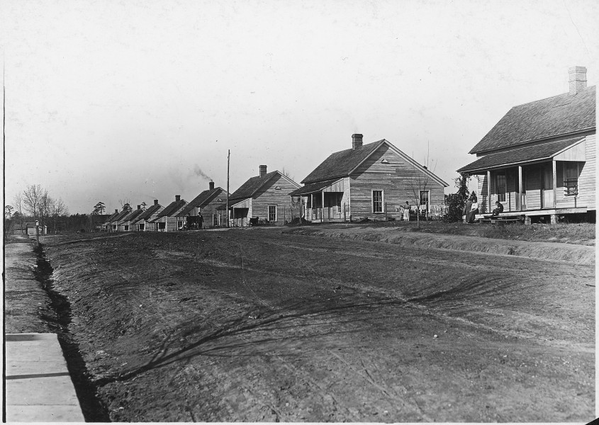 A row of houses of the cotton mill people. Lydia Mills. Clinton, S.C. - NARA - 523131