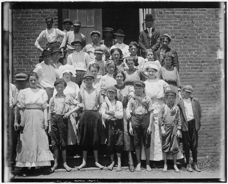 A typical group of workers in the Aragon Mills. Rock Hill, S.C. - NARA - 523537