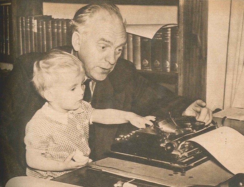 Bengtsson, Frans G med son ur VJ 1943