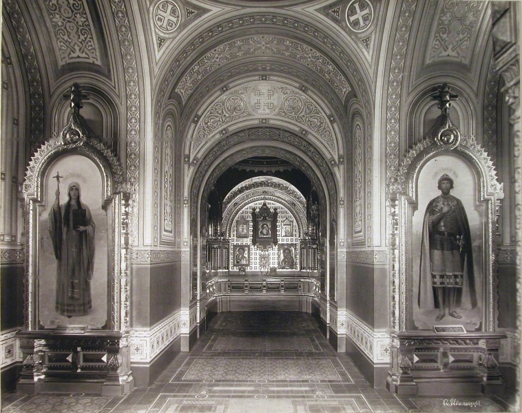 Christ the Savior Cathedral in Borki - Interior view (1)