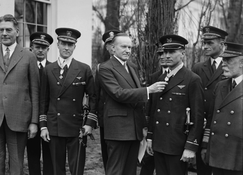 Coolidge awarding Medal of Honor to Byrd and Bennett 1927