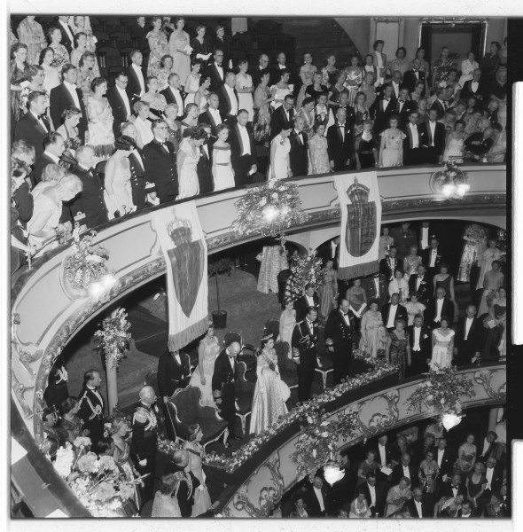 Dronningbesøket. Nationaltheatret. - L0056 873Fo30141701030019