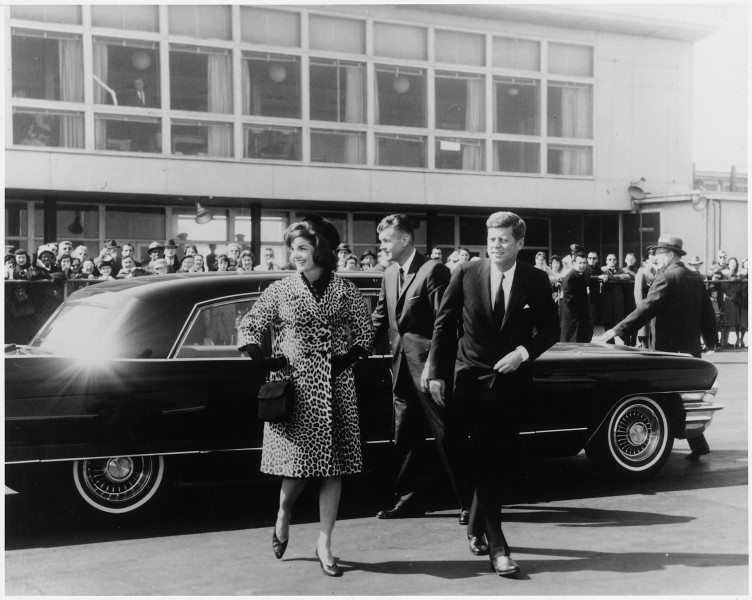 First Lady departs for trip to India and Pakistan. Mrs. Kennedy, President Kennedy. National Airport, MATS Terminal... - NARA - 194178