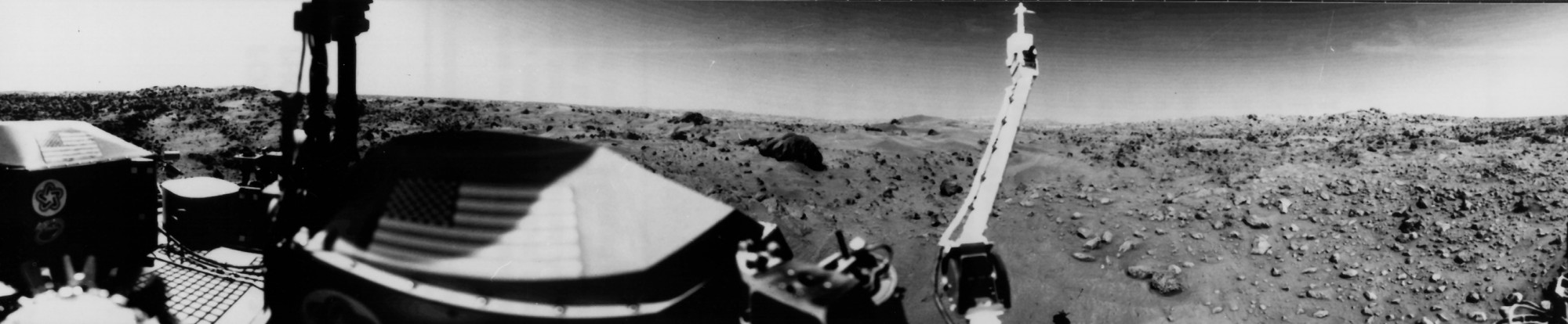 First Picture of Mars - GPN-2000-001699