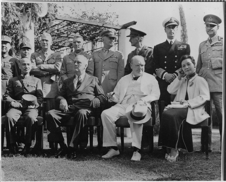 Franklin D. Roosevelt, Churchill, C. Kai Sheck, and Mrs. Sheck in Cairo, Egypt - NARA - 197061