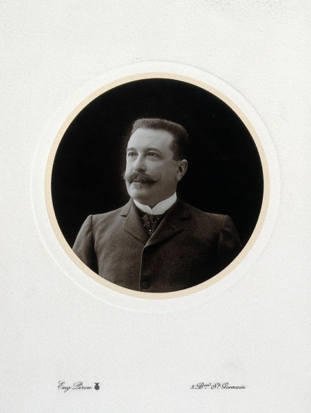 Georges Fernand Isidore Widal. Photograph by Eugène Pirou. Wellcome V0027332
