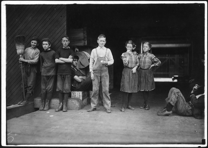 Group of young cartoners in Seacoast Canning Co. Not the youngest. Eastport, Me. - NARA - 523457