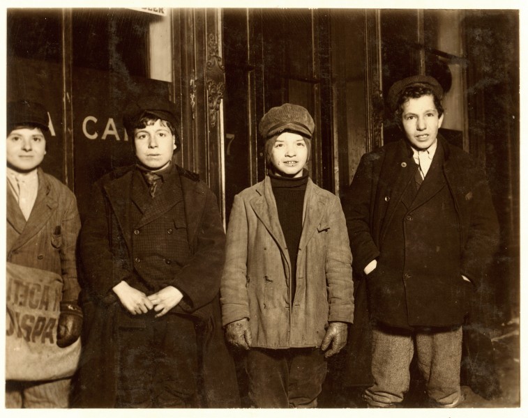 Lewis Hine, Pasquale Lolara, Ercola Guallilo, Jerry Paciello, Frank Graciana, newsboys, Utica, New York, 1910