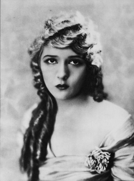Mary Pickford - Oct 1921 Photoplay