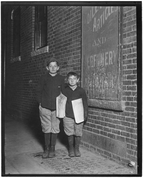 Newsies. Isaac Solovitch, 12 years old, David Solovitch, 7 years old. Sell after school until 9-30 or 10 P.M. Earn... - NARA - 523270