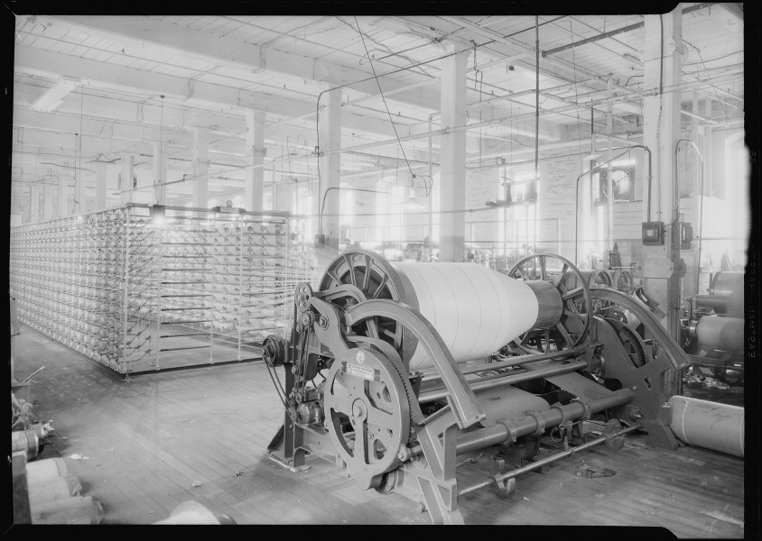 Paterson, New Jersey - Textiles. (Another view of large textile machine.) - NARA - 518767
